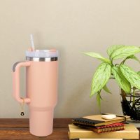 2Pcs Letter V Charms Accessories for Stanley Simple Modern Cup Name id Plate Initial Letter Handle Personalized Charm For Stanley Tumbler Water Cup Handle Identification Letter Charm White Black - Image 4
