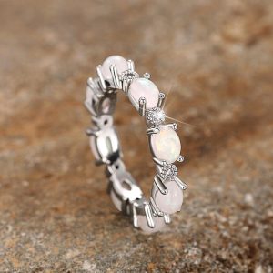 Trendy Female Finger Rings Oval Imitation Opal Jewelry Daily Wear Statement Accessories