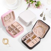 Travel Jewelry Case-Pink PU Leather Portable Organizer for Women & Girls,Compact Storage Box for Rings,Earrings,Necklaces,Bracelets,Ideal Gift for Travel - Image 3