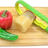 4-in-1 Multi-Functional Bottle Opener: Non-Slip Rubber Grip, Ideal for Home, Restaurant, and Seniors with Weak Hands（Green） - Image 5