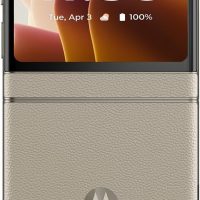 Motorola razr | 2024 | Unlocked | Made for US 8/256GB | 50MP Camera | Beach Sand - Image 4