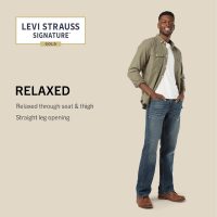 Levi Strauss Signature Gold Men's Relaxed Fit Flex Jeans (Available in Big & Tall) - Image 4