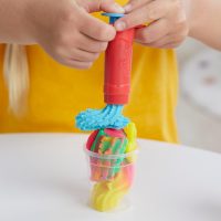 Play Doh Swirlin' Smoothies Toy Blender Playset, Play Kitchen Appliances, Kids Arts and Crafts Toys for 3 Year Old Girls and Boys and Up - Image 11