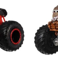 Hot Wheels Monster Trucks 2-Pack, Demolition Doubles Set of 2 Toy Vehicles in 1:64 Scale, for Kids & Collectors (Styles May Vary) - Image 6