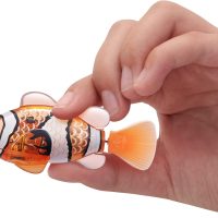 Robo Alive Robo Fish Robotic Swimming Fish (Teal + Orange) by ZURU Water Activated, Changes Color, Comes with Batteries, Amazon Exclusive (2 Pack) Series 3 - Image 3