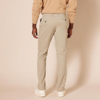 Amazon Essentials Men's Classic-Fit Casual Stretch Chino Pant - Image 3