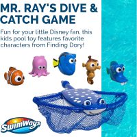 SwimWays Disney Finding Dory Mr. Ray's Dive and Catch Game, Bath Toys and Pool Party Supplies for Kids Ages 5 and Up - Image 2