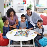 Monopoly Junior Super Mario Edition Board Game, Fun Kids' Ages 5 and Up, Explore The Mushroom Kingdom as Mario, Peach, Yoshi, or Luigi (Amazon Exclusive) - Image 9
