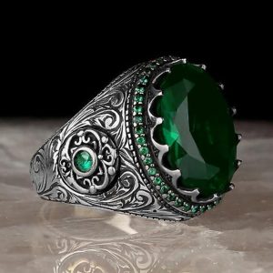 Vintage Oval Crystal Stone Ring for Women Aesthetic Retro Party Jewelry