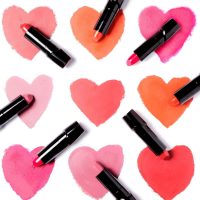 wet n wild Silk Finish Lipstick, Hydrating Rich Buildable Lip Color, Formulated with Vitamins A,E, & Macadamia for Ultimate Hydration, Cruelty-Free & Vegan - Cherry Frost - Image 8