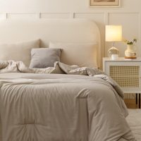 ROSGONIA Queen Comforter Set Oatmeal, 3pcs(1 Boho Oatmeal Comforter & 2 Pillowcases) All Season Soft Bedding Lightweight Bedspread Blanket Quilt - Image 3