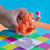 Hasbro Gaming Don’t Break The Ice Mammoth Edition Board Game | Ages 3 and Up | 2 to 4 Players | Preschool and Kids Games (Amazon Exclusive) - Image 7