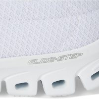 Skechers Women's Glide-Step-Resilience Sneaker - Image 6