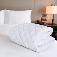 Utopia Bedding Queen 2 Pack Quilted Fitted Mattress Pad, Queen Size, Elastic Fitted Mattress Topper Protector and Cover Stretches up to 16 Inches Deep, Machine Washable (White) - Image 5