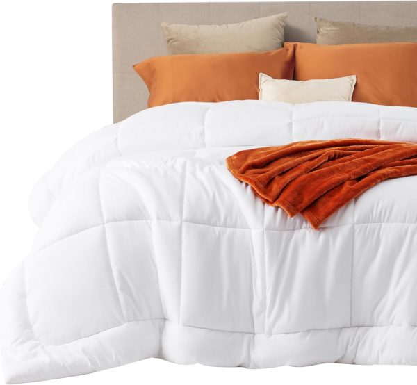 Bedsure Comforter Duvet Insert - Quilted Comforters King Size, All Season Duvet, GentleSoft Down Alternative Bedding, with 8 Tabs, Gifts for Women/Men, White, King 90 x 102 Inches