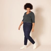 Amazon Essentials Women's Regular-Fit 3/4 Sleeve V-Neck T-Shirt (Available in Plus Size), Multipacks - Image 8