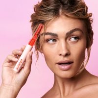 MAKUP Brow Me, Eyebrow Sculpt Gel + Wax Hybrid, Vegan, Paraben Free - Image 3