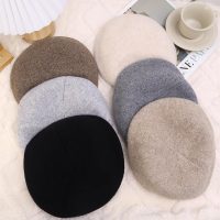 Women's Autumn Winter Warm Elegant Beret Fashion Versatile Knitted Japanese Artist Hat Cold Resistant British Style Hat - Image 3