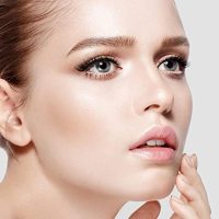 KISS Looks So Natural, False Eyelashes, 'Shy', 12 mm, Includes 5 Pairs Of Lashes, Contact Lens Friendly, Easy to Apply, Reusable Strip Lashes, Glue On - Image 5