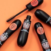 essence | Bye Bye Panda Eyes Tubing Mascara | Smudge-proof, Volumizing Definition | Vegan, Cruelty Free, Free From Parabens & Oils (Pack of 1) - Image 8