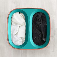 Joseph Joseph Tota Pop 60 liter/15.8 gallon Laundry Hamper Separation Basket with lid, 2 Removable Washing Bags with Handles- Coral/Green - Image 2