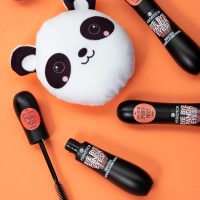 essence | Bye Bye Panda Eyes Tubing Mascara | Smudge-proof, Volumizing Definition | Vegan, Cruelty Free, Free From Parabens & Oils (Pack of 1) - Image 6