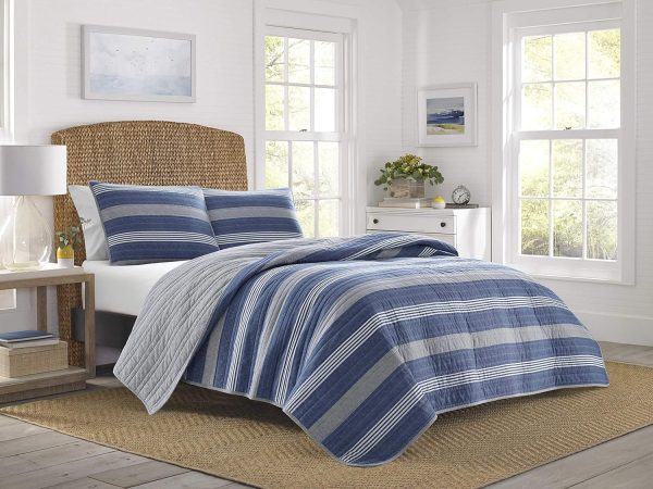 Nautica - Queen Quilt Set, Cotton Reversible Bedding with Matching Shams, Home Decor for All Seasons (Saltmarsh Blue, Queen)