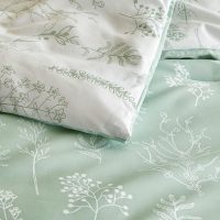 Bedsure Queen Comforter Set - Sage Green Bed Set, 3 Pieces Cute Floral Bedding, 1 Soft Reversible Botanical Flowers Comforter and 2 Pillow Shams - Image 7