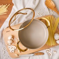 bloomhouse 6 Quart Heavy Duty Aluminum Premium PFA Free Ceramic Nonstick Dutch Oven Pot with Lid - Almond Cream w/Gold Handle - Image 6