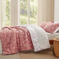Bedsure Queen Comforter Set - Grayish Pink Bed Set, 3 Pieces Cute Floral Bedding, 1 Soft Reversible Botanical Flowers Comforter and 2 Pillow Shams - Image 4