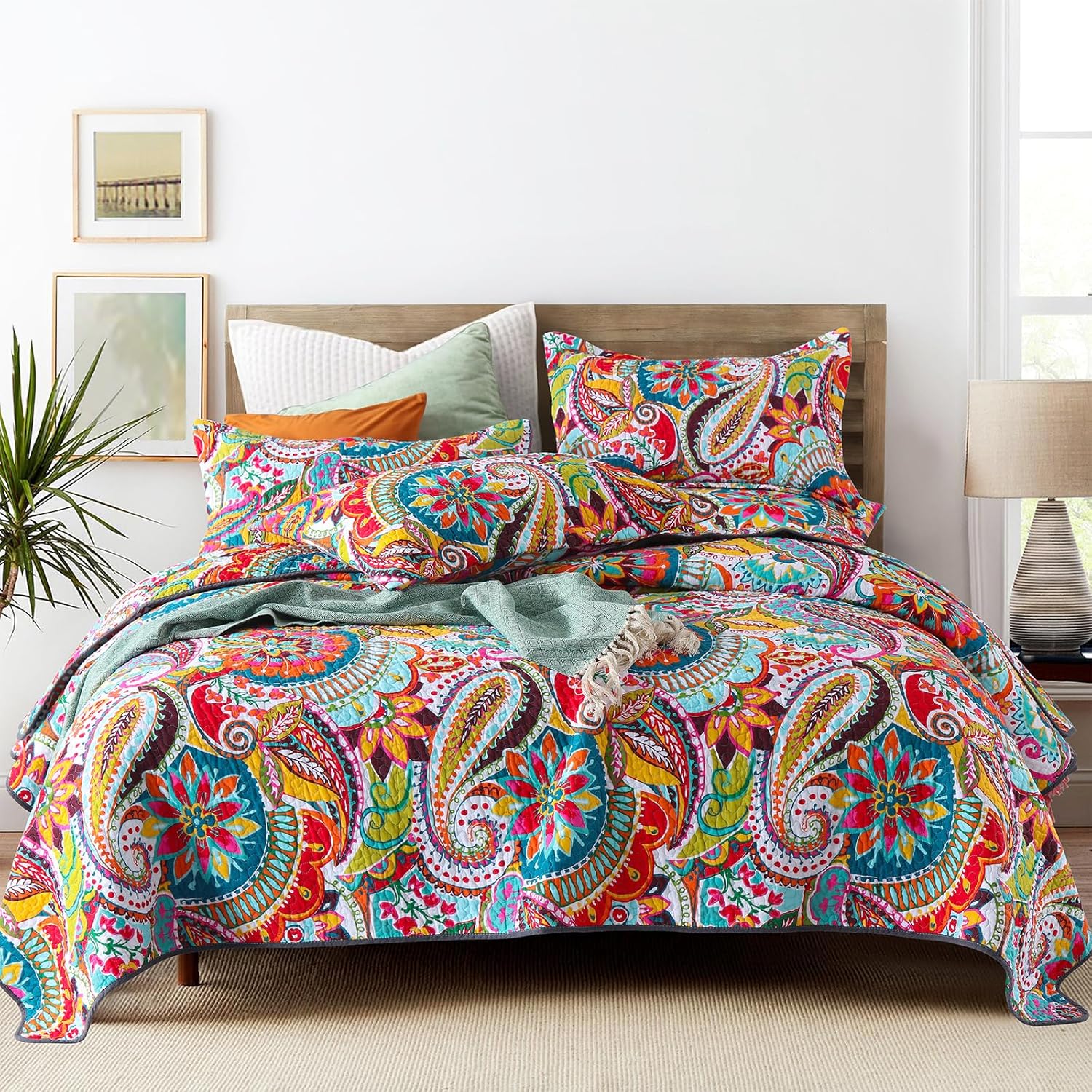 Qucover California King Quilt, Boho Paisley Pattern Colorful Cotton Quilt, 3 Piece Lightweight Oversized King Quilt, with Pillow Shams, Multicolor Red, Pink, Orange and Blue Cal King Quilt, 118×106