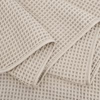 POLYTE Microfiber Oversize Quick Dry Lint Free Bath Towel, 60 x 30 in, 4 Pack (Waffle Weave) - Image 4