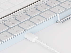 Slot on the back of keyboard stand