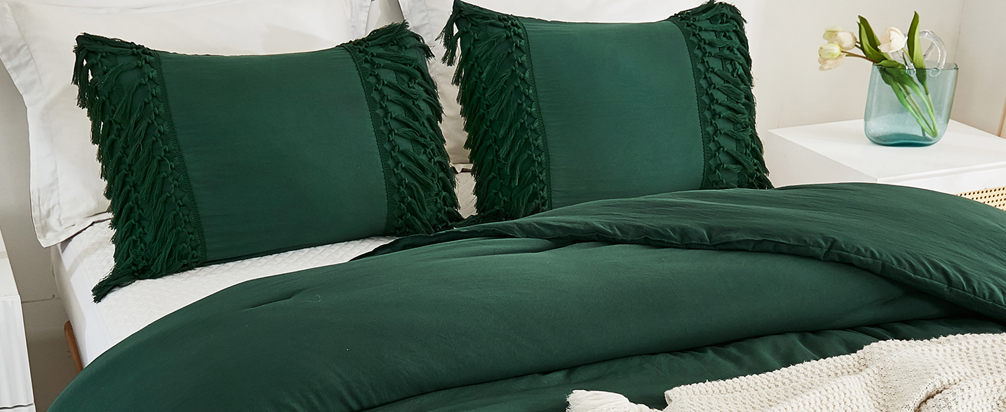 Boho Emerald Tassel Comforter Set