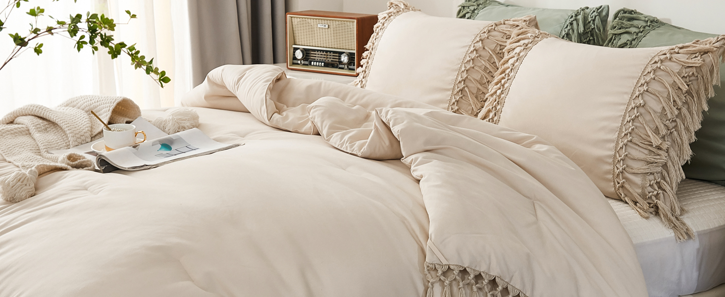 Boho Beige Tassel Comforter Set