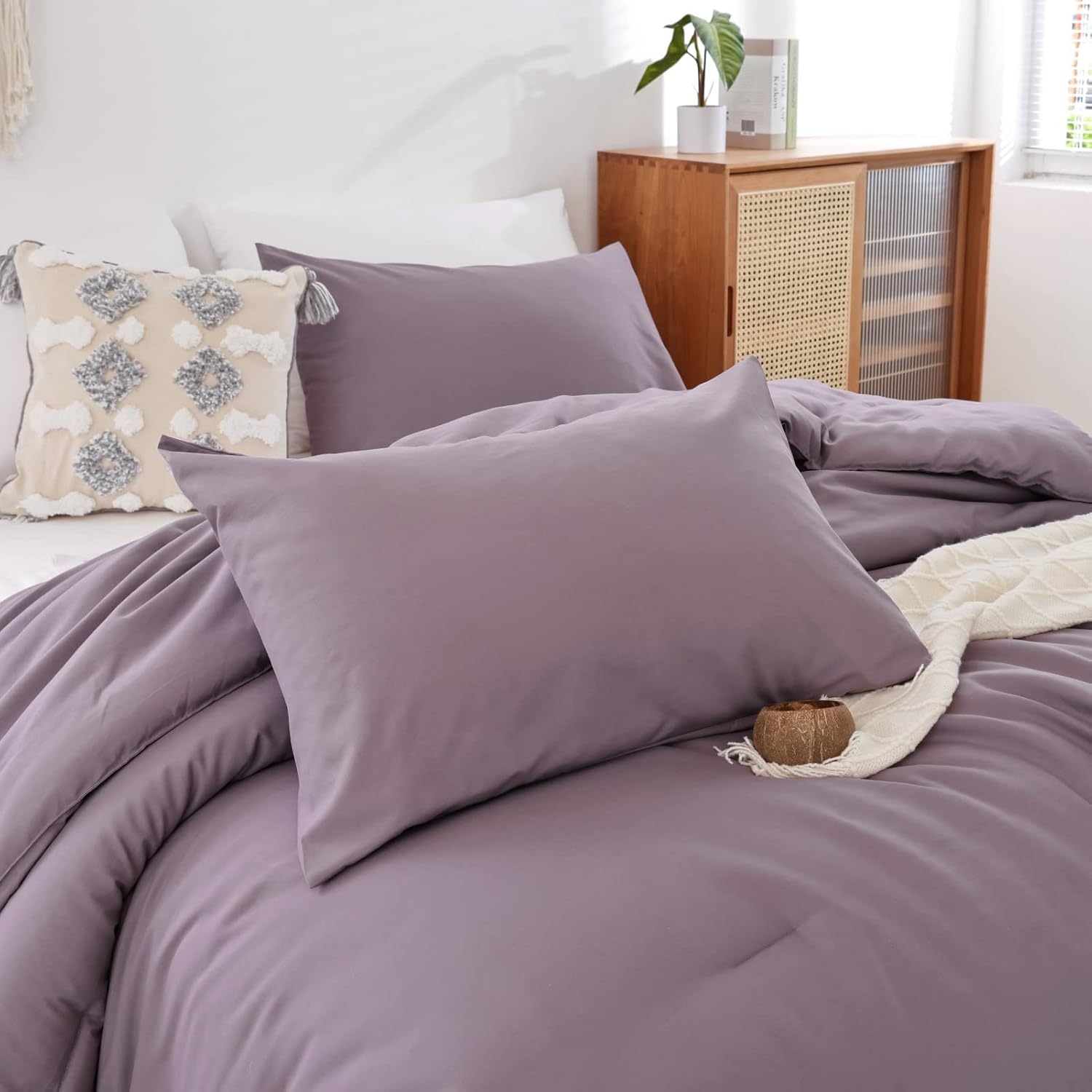 ROSGONIA Dusty Purple Comforter Set Queen, 3pcs (1 Boho Comforter & 2 Pillowcases) All Season Bedding Lightweight Bedspread Blanket Quilt Bed - Image 2