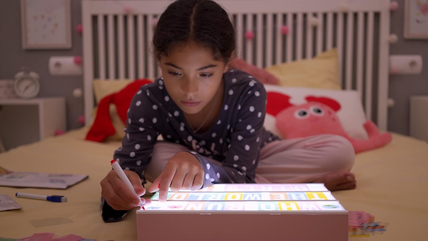 Pink Cinema Light Box with 400 Letters, Emojis, 2 Markers - BONNYCO | Led Light Box Home Office & Room Decor | Cinema Led Sign Letters Board Gifts for Women and Girls Christmas Birthdays | Pink Decor - Image 9