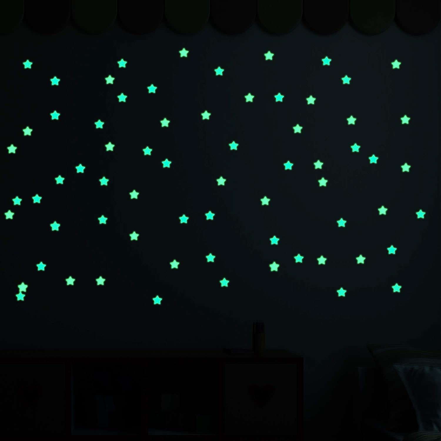 AM AMAONM 100 Pcs Colorful Glow in The Dark Luminous Stars Fluorescent Noctilucent Plastic Wall Stickers Murals Decals for Home Art Decor Ceiling Wall Decorate Kids Babys Bedroom Room Decorations - Image 7