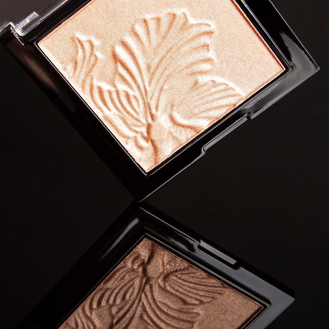 wet n wild MegaGlo Highlighting Powder Warm Gold Golden Flower Crown - Image 12