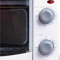 Dominion 4 Slice Small Toaster Oven Countertop, Retro Compact Design, Multi-Function with 30-Minute Timer, Bake, Broil, Toast, 1000 Watts, 2-Rack Capacity, White - Image 7