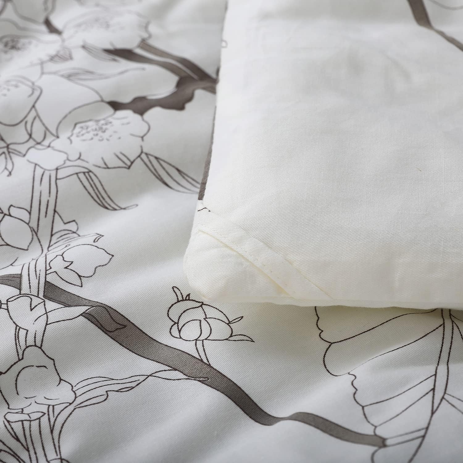 SLEEPBELLA Comforter King Size, 600 Thread Count Cotton Brown Branches and Blue Flowers Off-White Comforter Sets, Down Alternative Bedding Set 3Pcs(King, Off-White Botanical) - Image 8