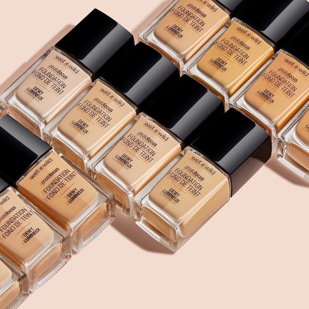 wet n wild Photo Focus Dewy Liquid Foundation Makeup, Soft Beige (Packaging May vary) - Image 6