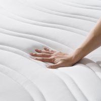 ZINUS 8 Inch Spring Sensation Hybrid Mattress [New Version], Queen, Fiberglass Free, Medium Firmness, Durable Support, Certified Safe Foams & Fabric, Mattress in A Box - Image 11