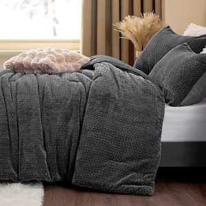Fluffy Comforter King Set - Furry Grey Leaves Pattern Faux Fur Bed Set, Winter Ultra Soft Fuzzy Comfort Set, Velvet Bedding Set for Bed with 2 Pillow Cases