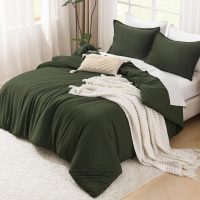 Litanika Dark Olive Green Comforter Set King, 3 Pieces Solid Bedding Comforter Set, All Season Fluffy Bed Set (104x90In Comforter & 2 Pillowcases) - Image 4