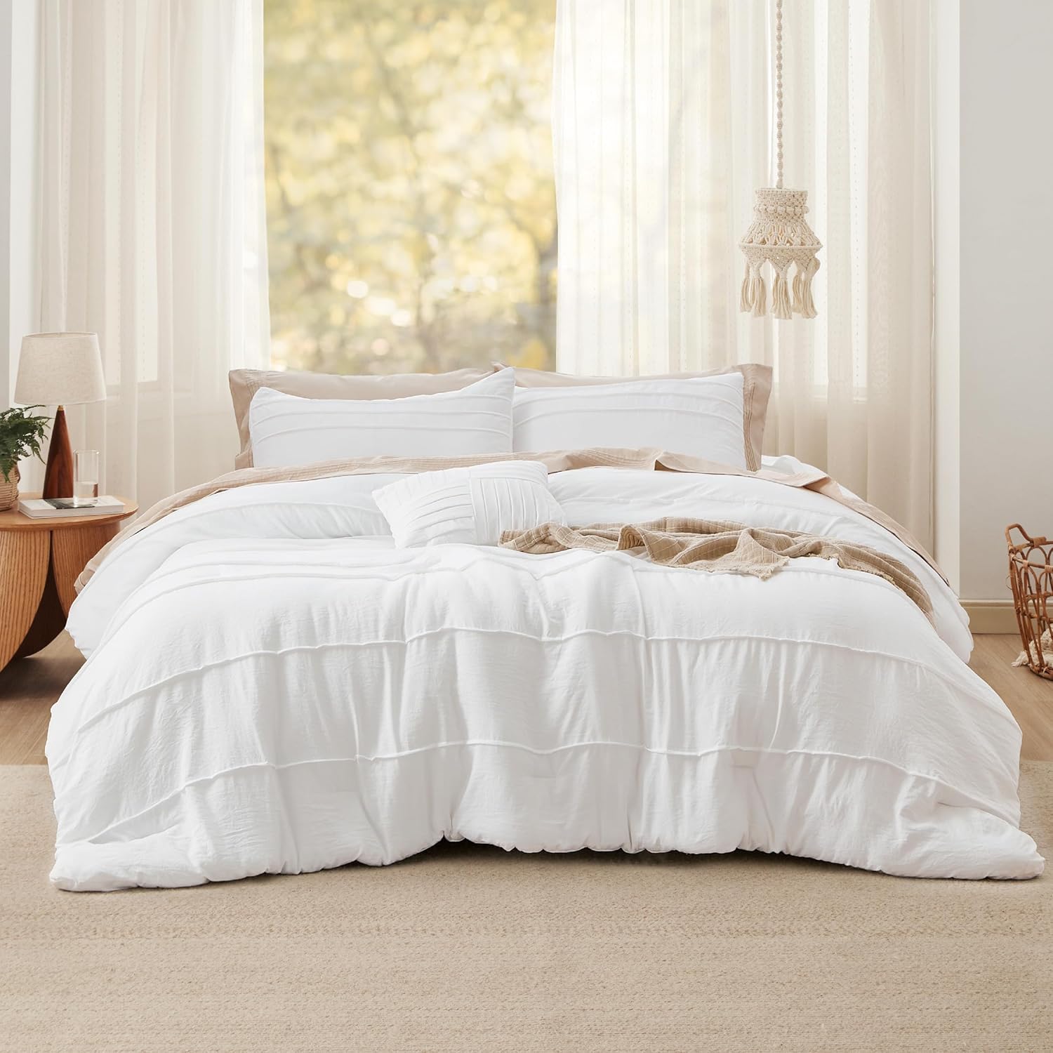 Bedsure White Queen Comforter Set - 4 Pieces Pinch Pleat Bed Set, Down Alternative Bedding Sets for All Season, 1 Comforter, 2 Pillowcases, 1 Decorative Pillow - Image 7