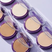 Covergirl Simply Ageless Instant Wrinkle Blurring Pressed Powder, Buff Beige, 0.39 Oz. - Image 6