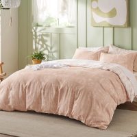 Bedsure Queen Comforter Set - Dusty Rose Bed Set, 3 Pieces Cute Floral Bedding, 1 Soft Reversible Botanical Flowers Comforter and 2 Pillow Shams - Image 2