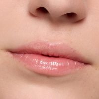 essence | The Super Peptide Glossy Lip Treatment | Hydrating, Nourishing and Non-Sticky | Vegan, Gluten Free and Cruelty Free (01 | Peptacular!) - Image 6