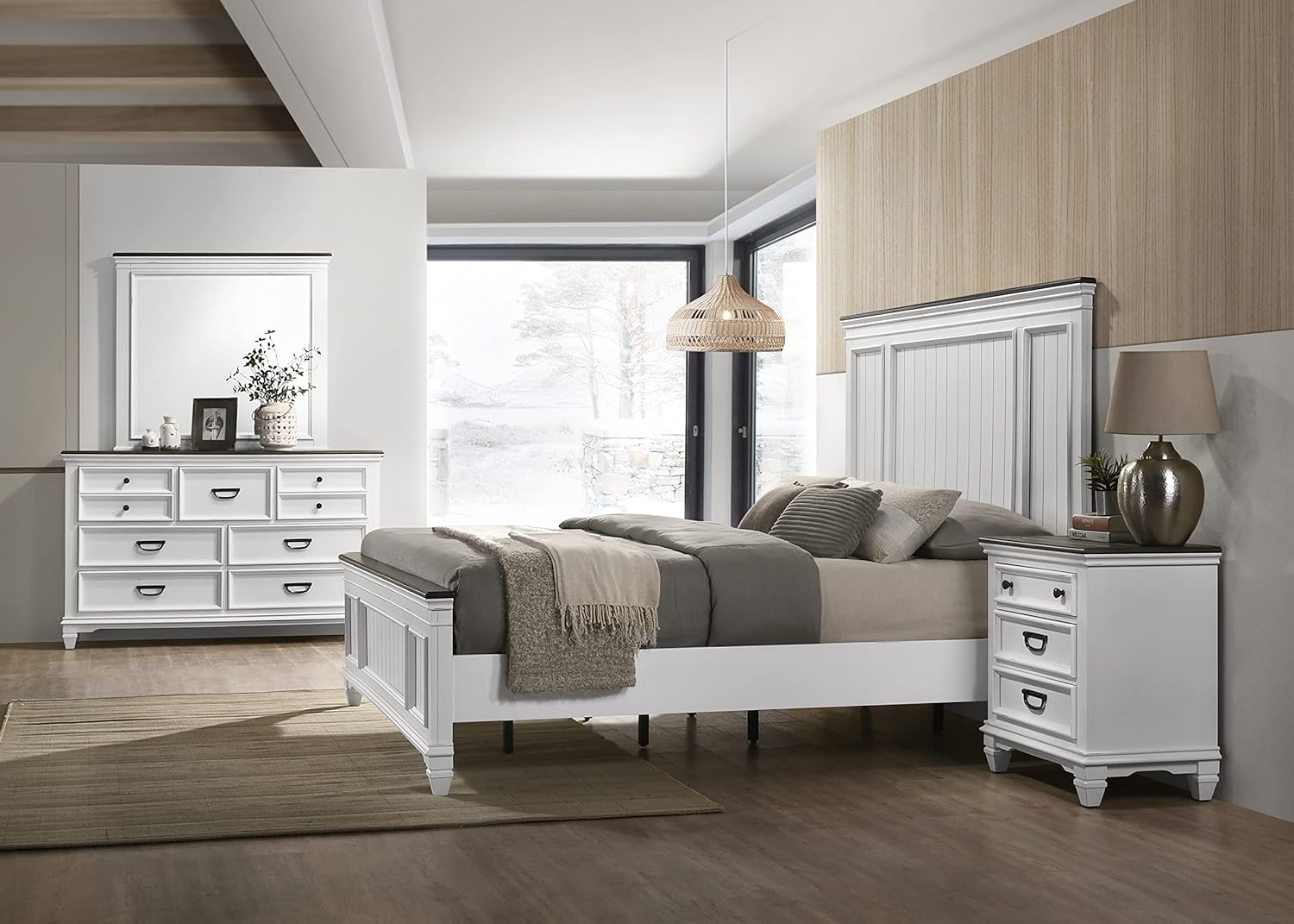Roundhill Furniture Clelane Wood Bedroom Set with Shiplap Panel Queen Bed, Dresser, Mirror, Two Nightstands, and Chest in Weathered White and Dark Gray - Image 4